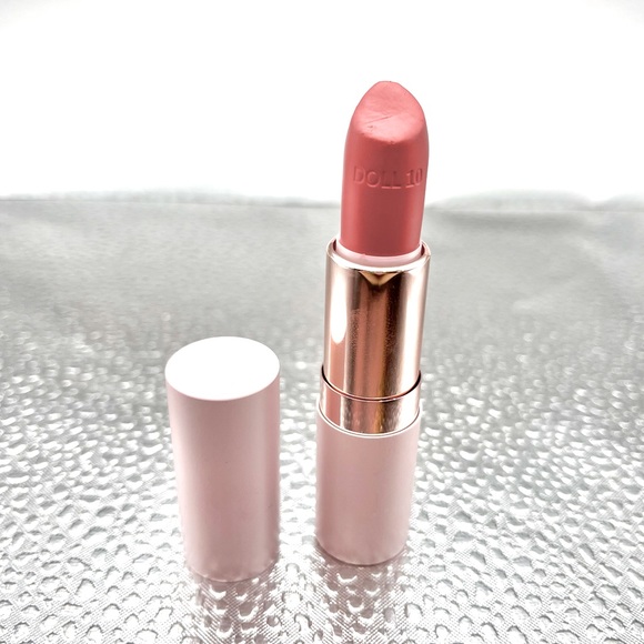 Doll 10 Smooth Lipstick-Kiss Me - Picture 1 of 4